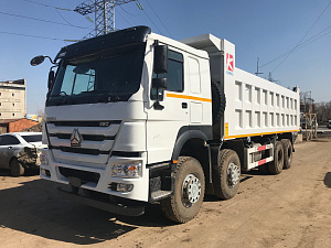 Самосвал HOWO ZZ3407S3867E фото